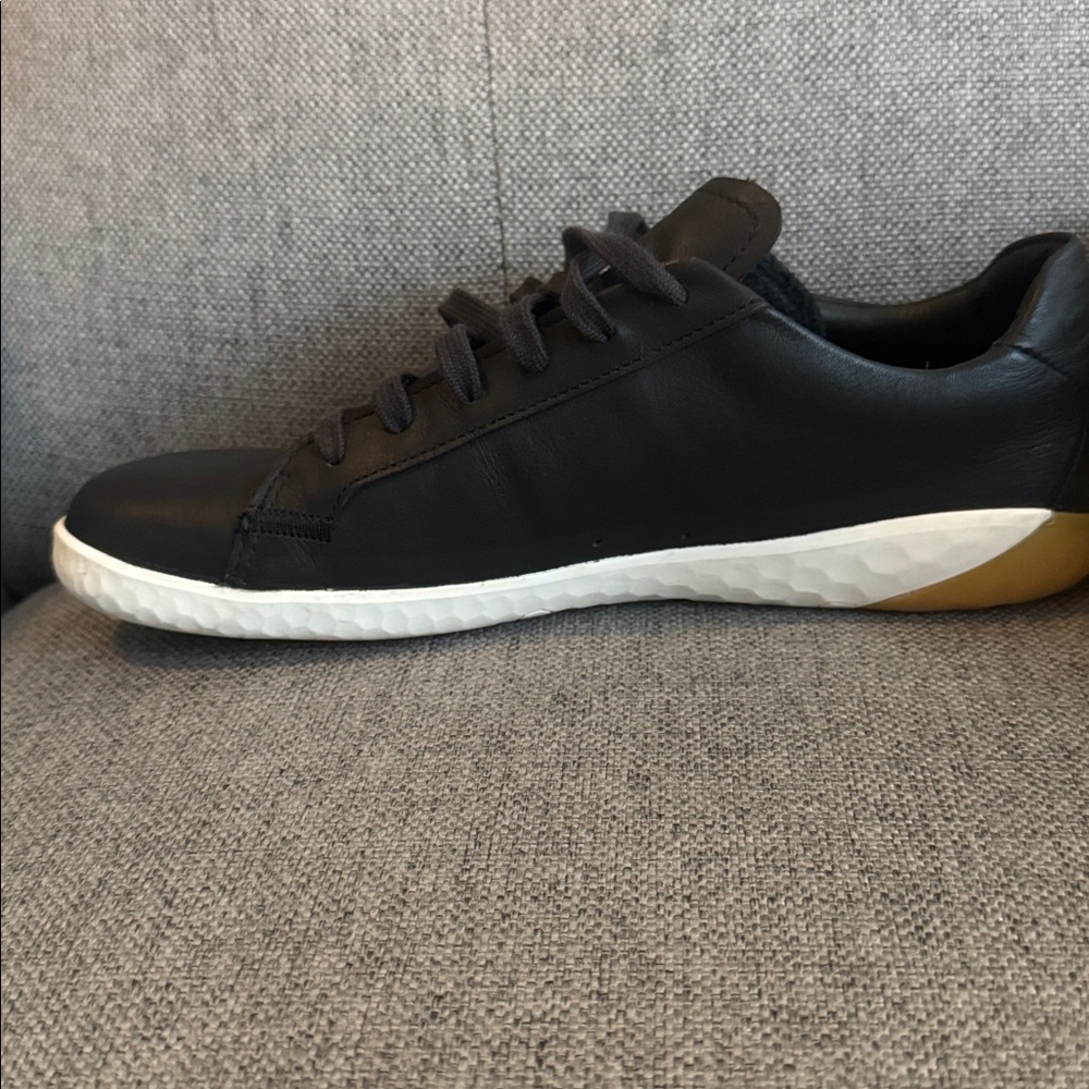 Vivo Barefoot Black Leather Shoes - Picture 7 of 15
